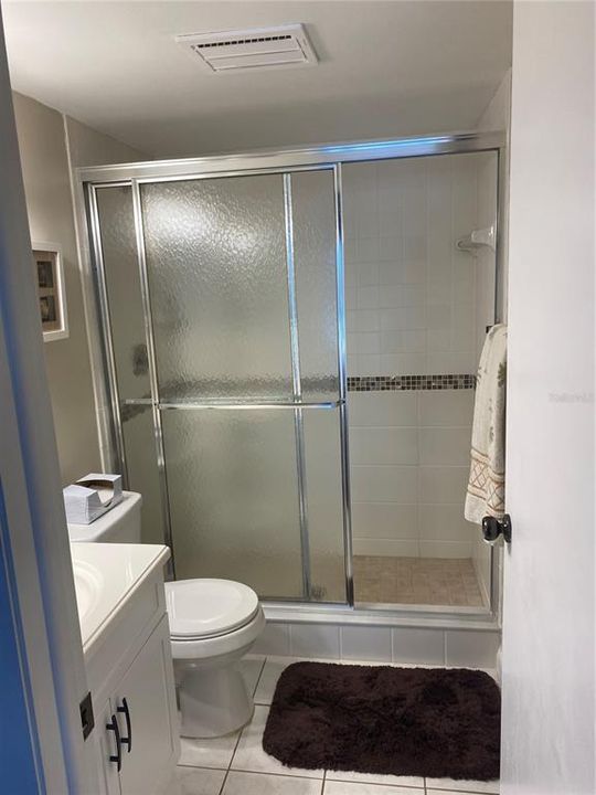 For Rent: $1,800 (2 beds, 2 baths, 888 Square Feet)