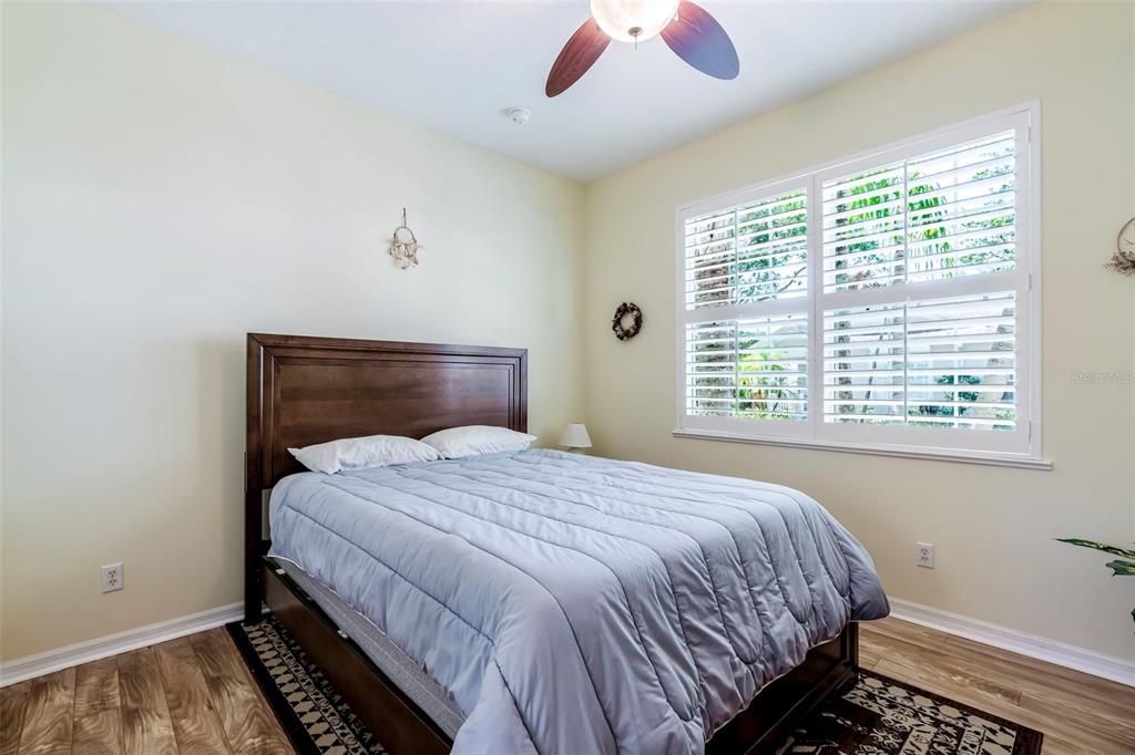For Sale: $335,000 (2 beds, 2 baths, 1544 Square Feet)