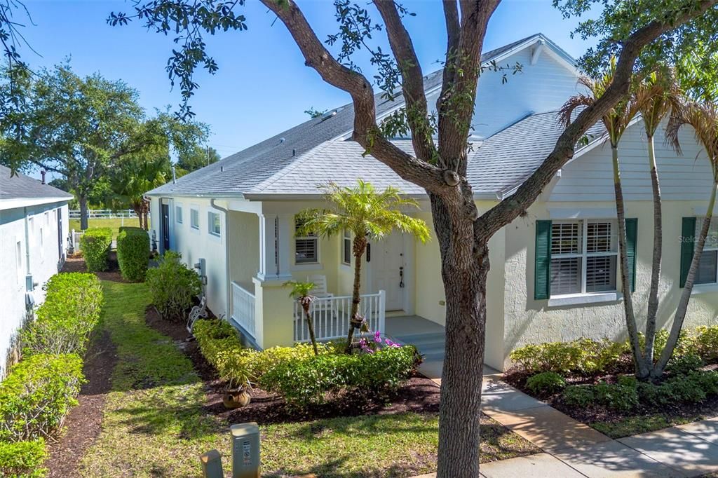 For Sale: $335,000 (2 beds, 2 baths, 1544 Square Feet)