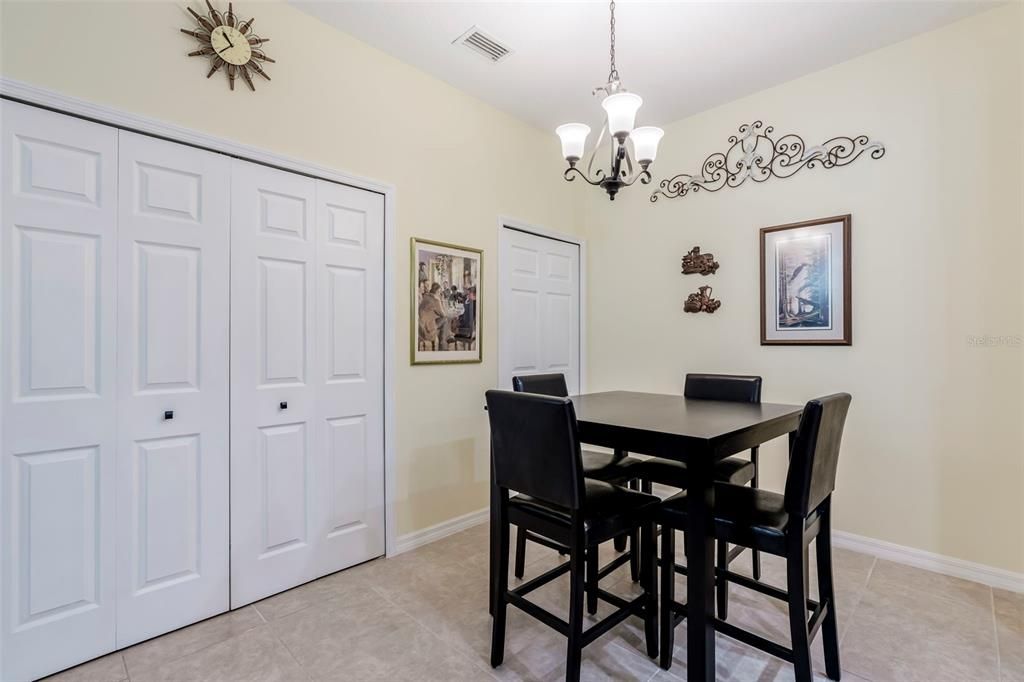For Sale: $335,000 (2 beds, 2 baths, 1544 Square Feet)