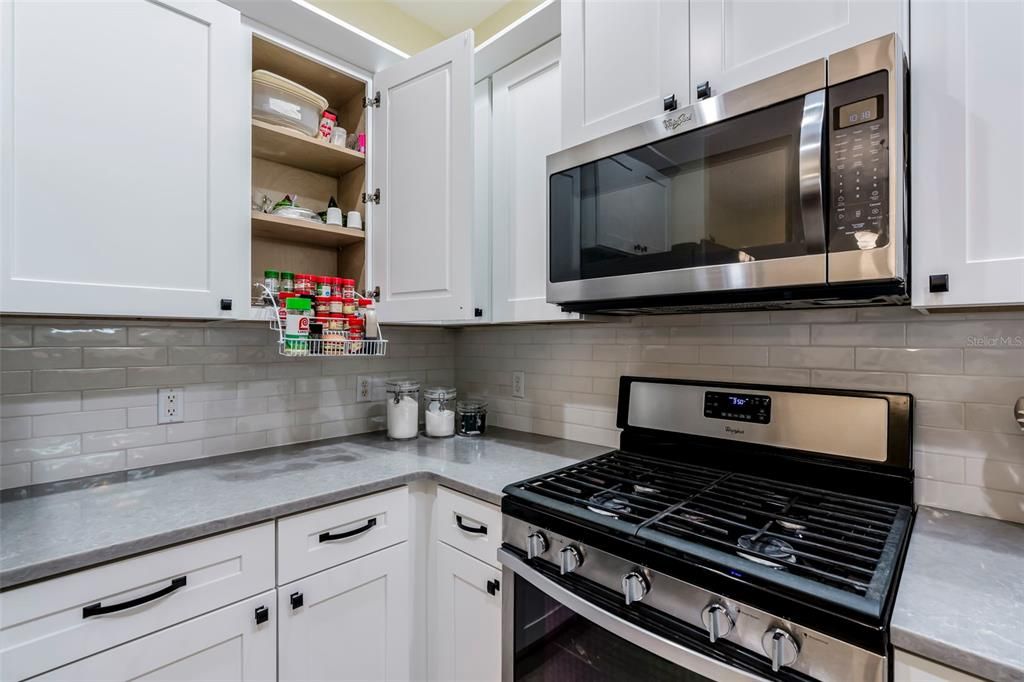 For Sale: $335,000 (2 beds, 2 baths, 1544 Square Feet)