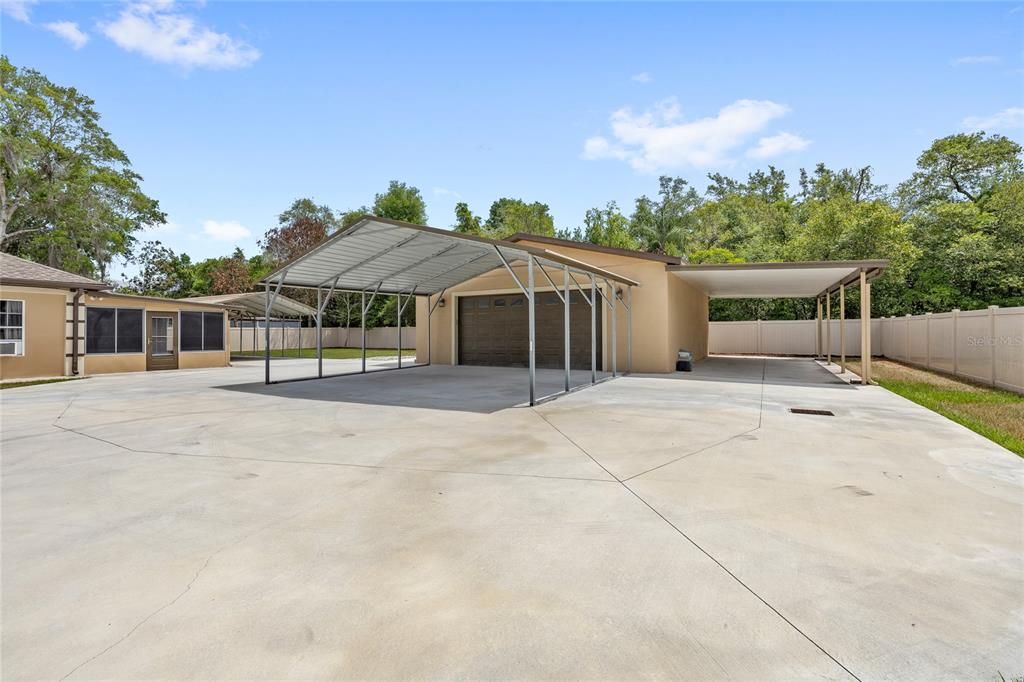 For Sale: $700,000 (4 beds, 2 baths, 2215 Square Feet)