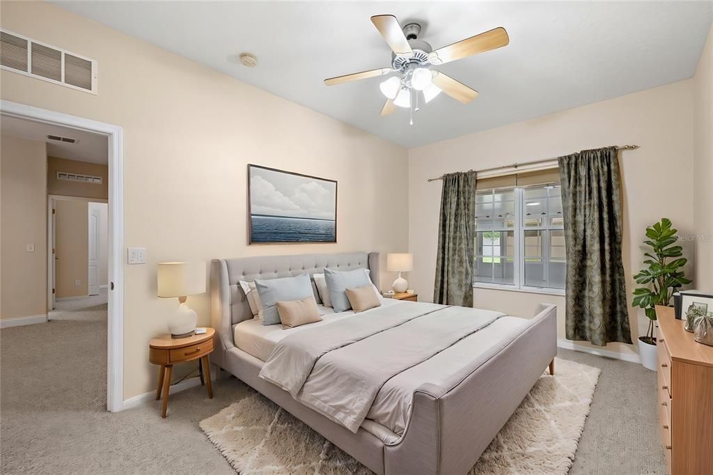 For Sale: $700,000 (4 beds, 2 baths, 2215 Square Feet)