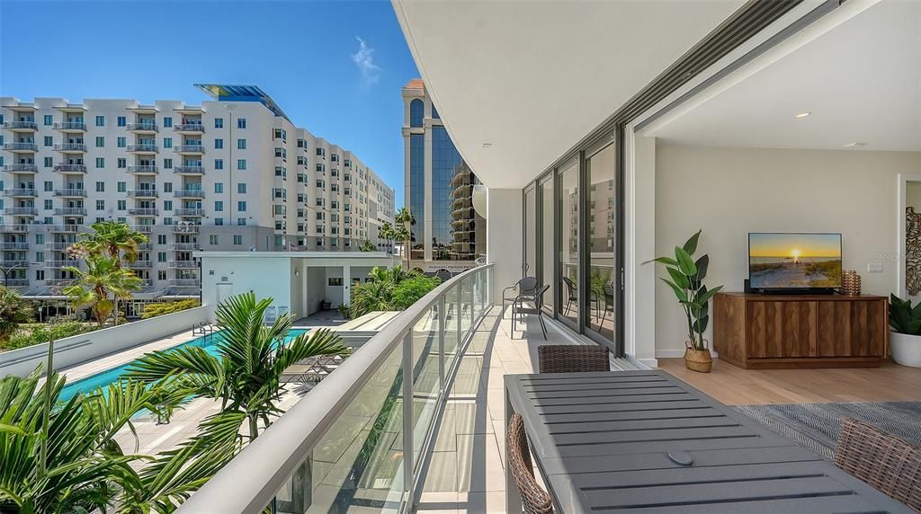 For Sale: $1,595,000 (3 beds, 3 baths, 2291 Square Feet)