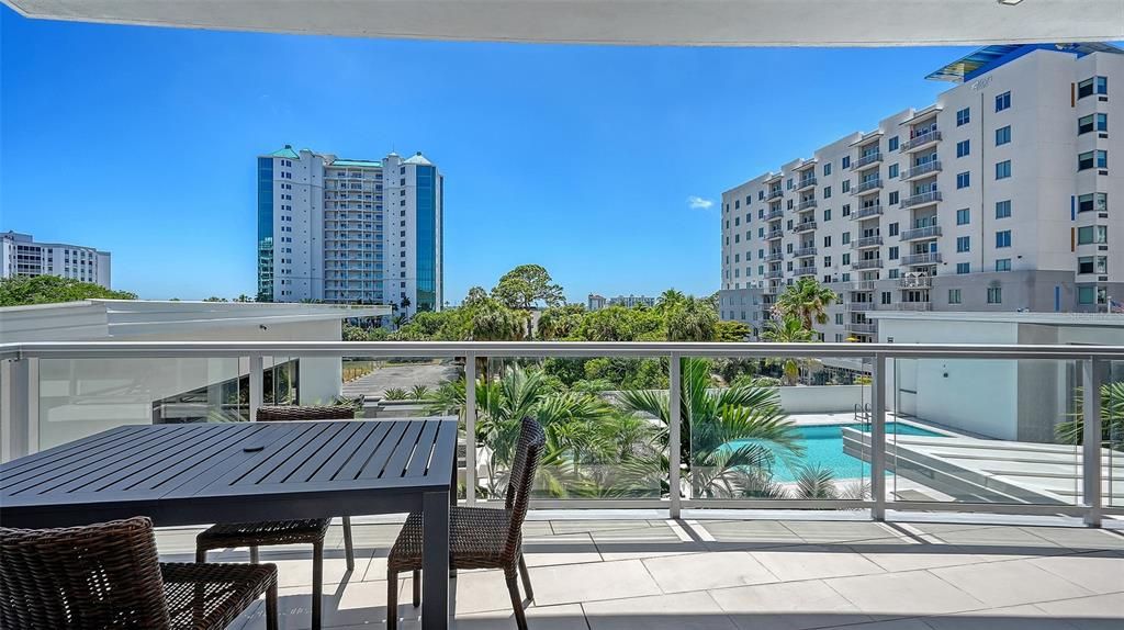 For Sale: $1,595,000 (3 beds, 3 baths, 2291 Square Feet)