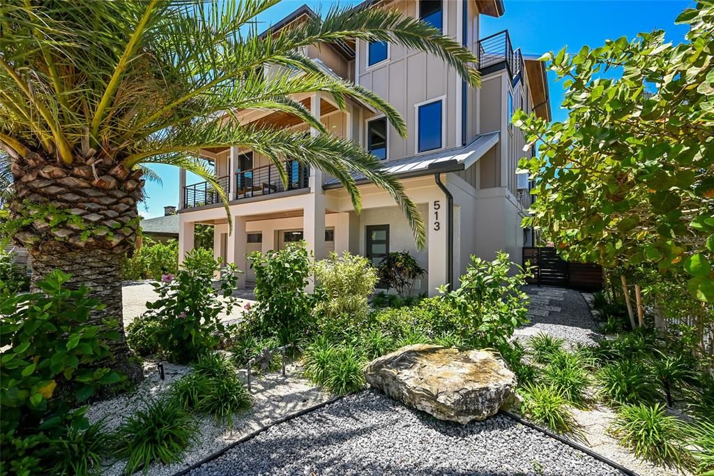 For Sale: $4,495,000 (4 beds, 4 baths, 2602 Square Feet)