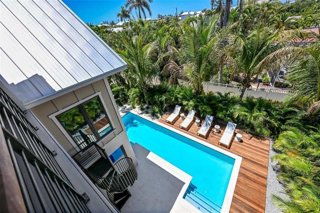 For Sale: $4,495,000 (4 beds, 4 baths, 2602 Square Feet)