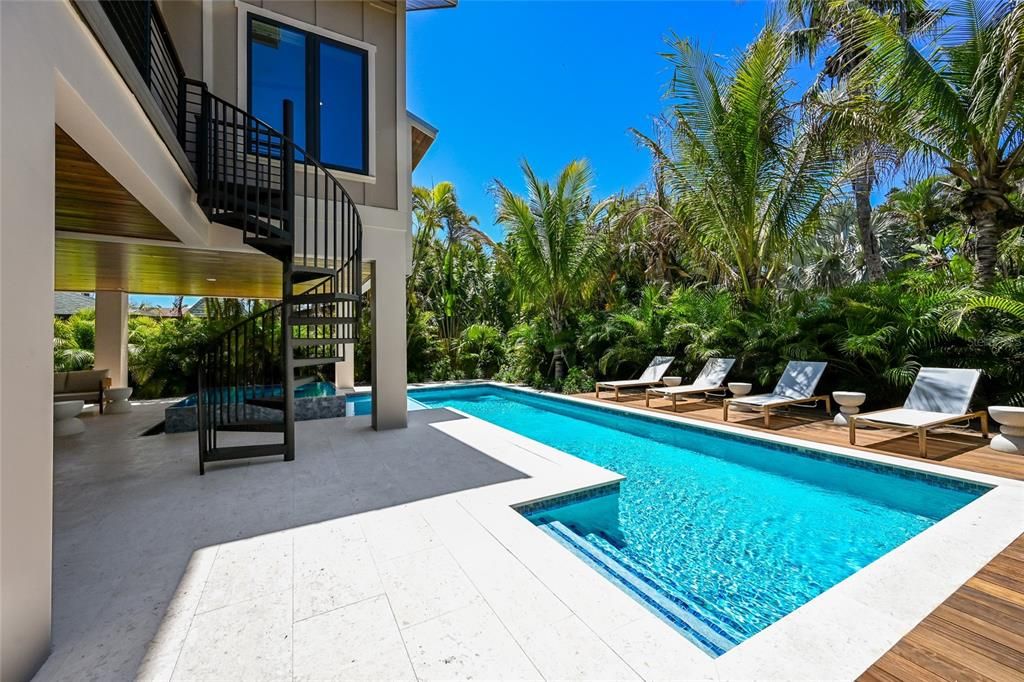 For Sale: $4,495,000 (4 beds, 4 baths, 2602 Square Feet)