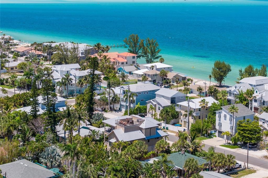 For Sale: $4,495,000 (4 beds, 4 baths, 2602 Square Feet)