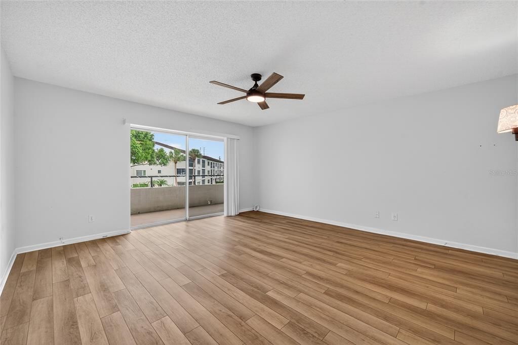 For Rent: $1,950 (3 beds, 2 baths, 1320 Square Feet)