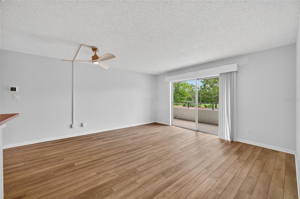 For Rent: $1,950 (3 beds, 2 baths, 1320 Square Feet)