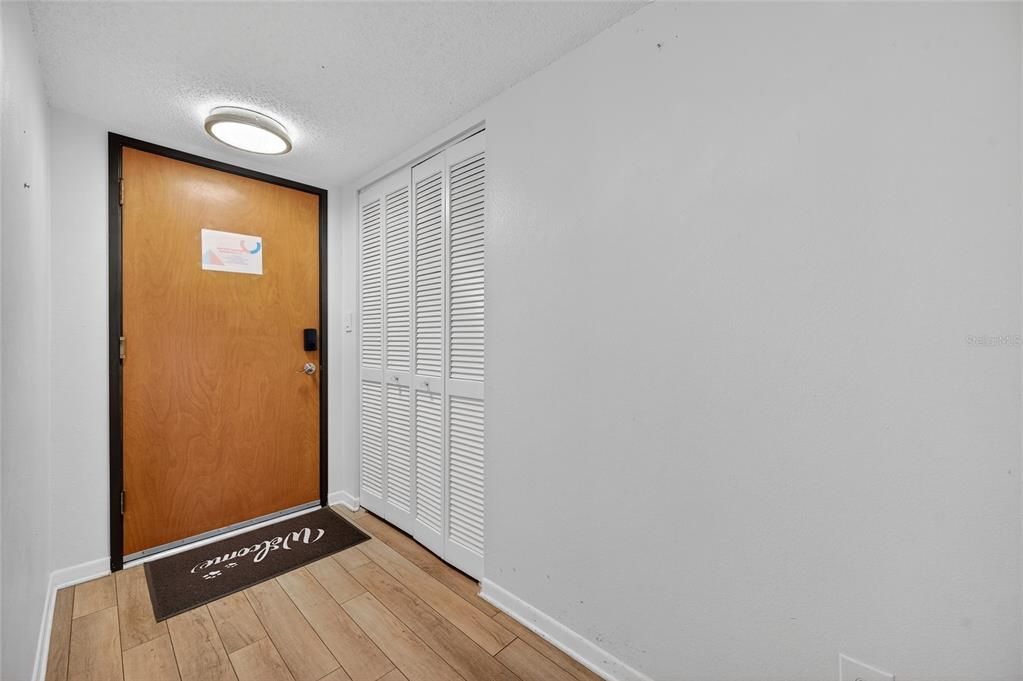 For Rent: $1,950 (3 beds, 2 baths, 1320 Square Feet)