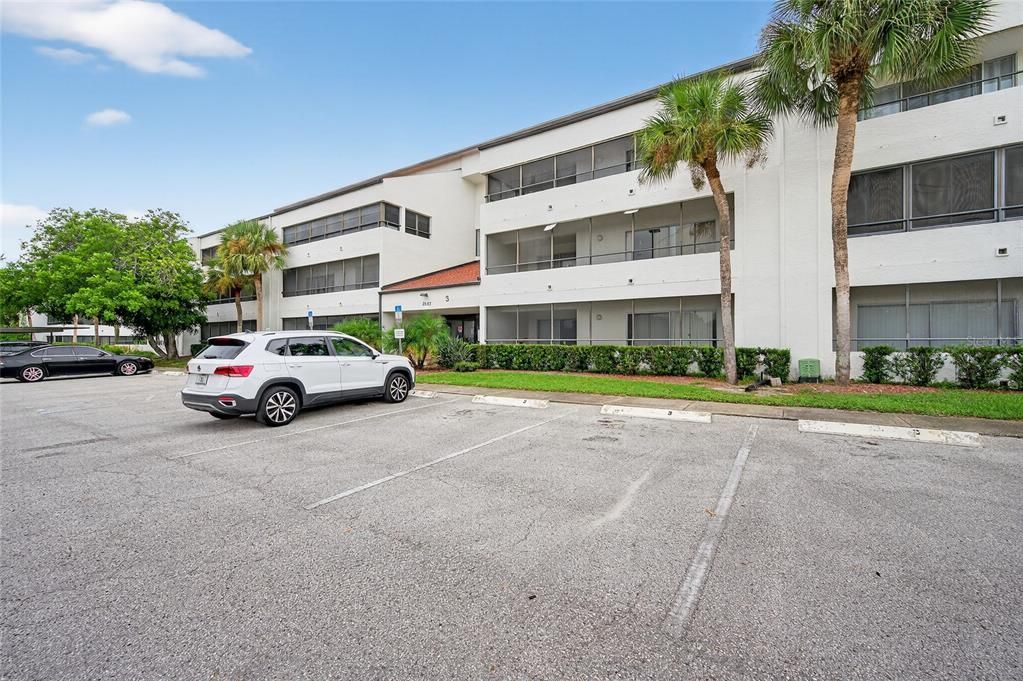 For Rent: $1,950 (3 beds, 2 baths, 1320 Square Feet)