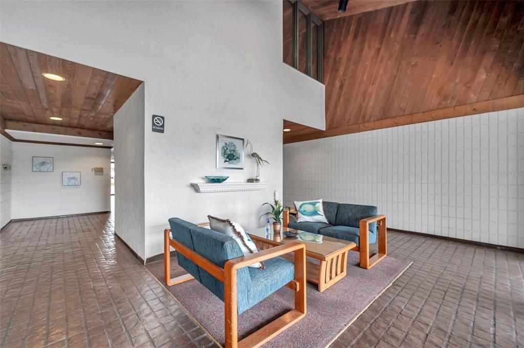 For Rent: $1,950 (3 beds, 2 baths, 1320 Square Feet)