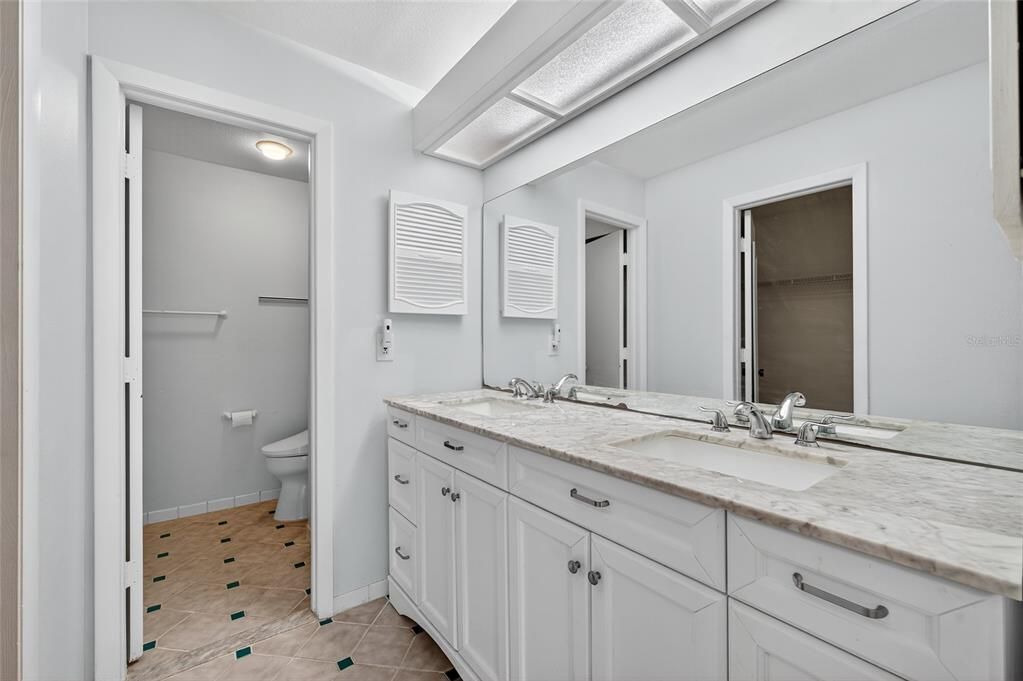For Rent: $1,950 (3 beds, 2 baths, 1320 Square Feet)