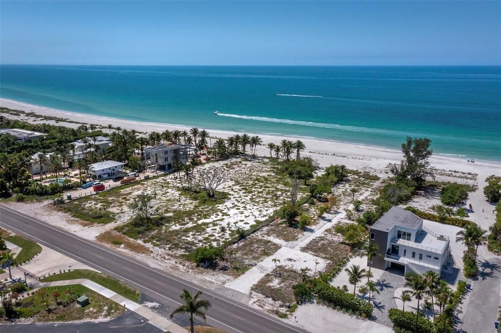 待售: $6,495,000 (0.88 acres)