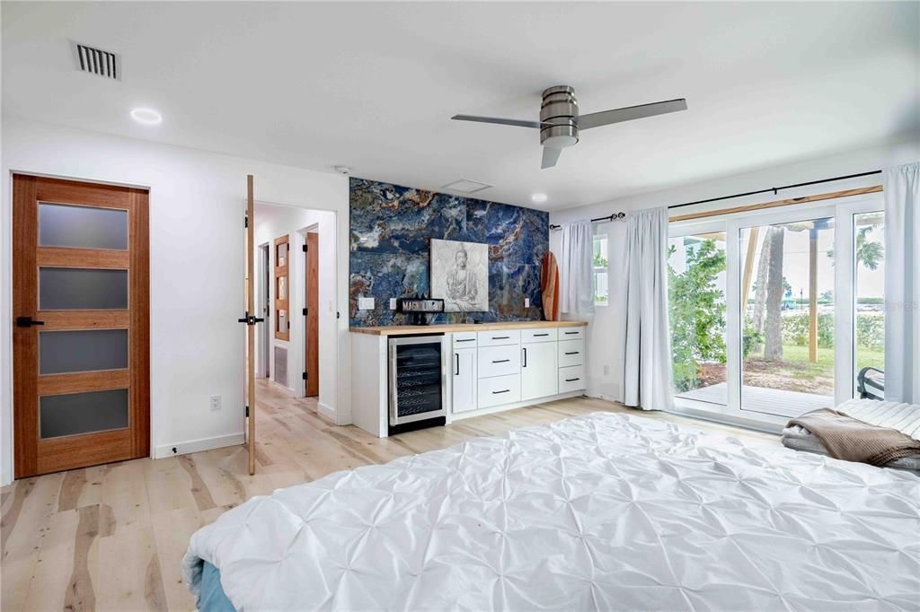 For Sale: $995,000 (3 beds, 3 baths, 2286 Square Feet)
