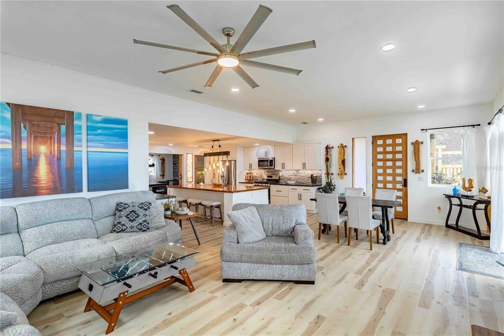For Sale: $995,000 (3 beds, 3 baths, 2286 Square Feet)