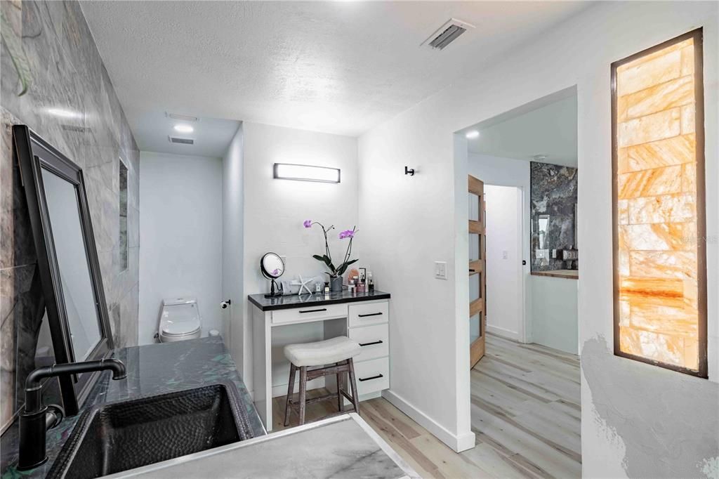 For Sale: $995,000 (3 beds, 3 baths, 2286 Square Feet)