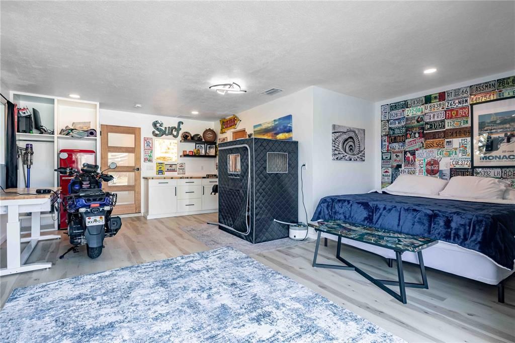 For Sale: $995,000 (3 beds, 3 baths, 2286 Square Feet)