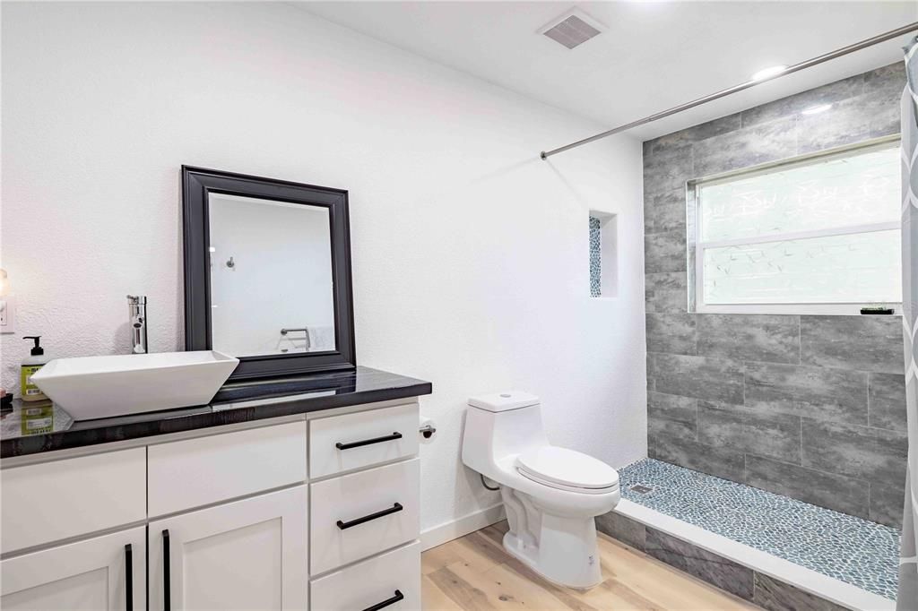For Sale: $995,000 (3 beds, 3 baths, 2286 Square Feet)