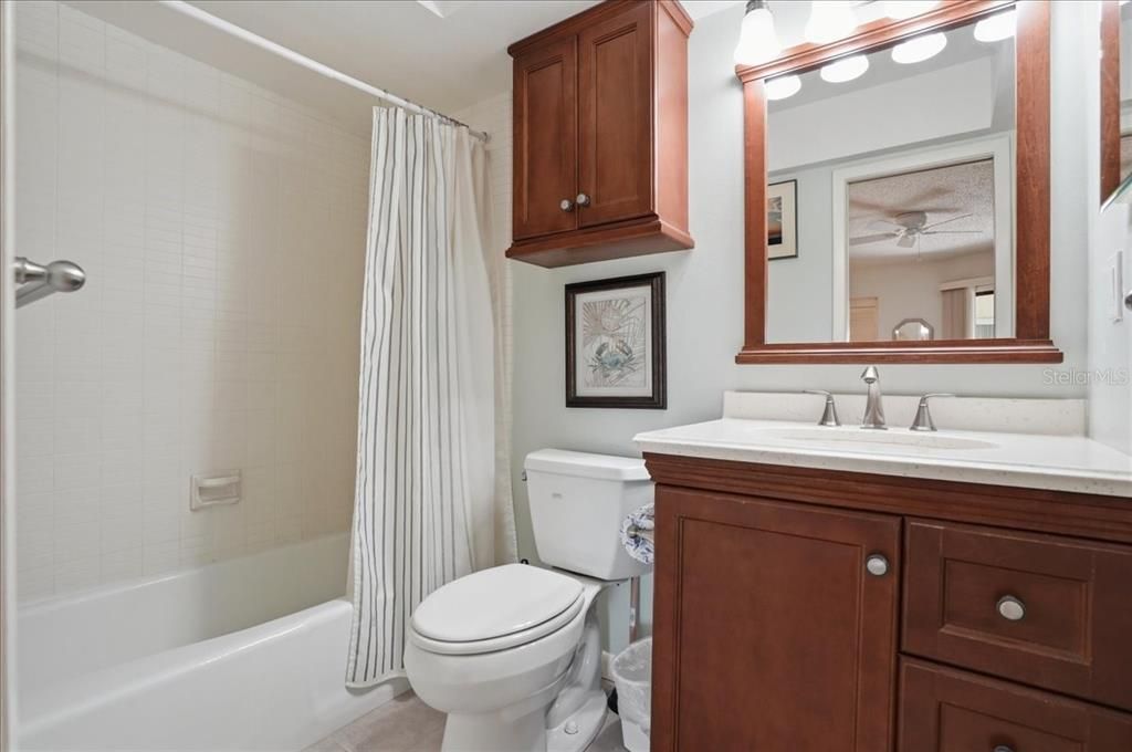 For Sale: $549,000 (2 beds, 2 baths, 1258 Square Feet)