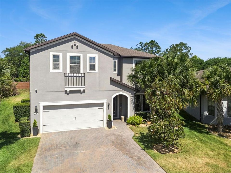 En Venta: $744,900 (4 camas, 3 baños, 3011 Pies cuadrados)