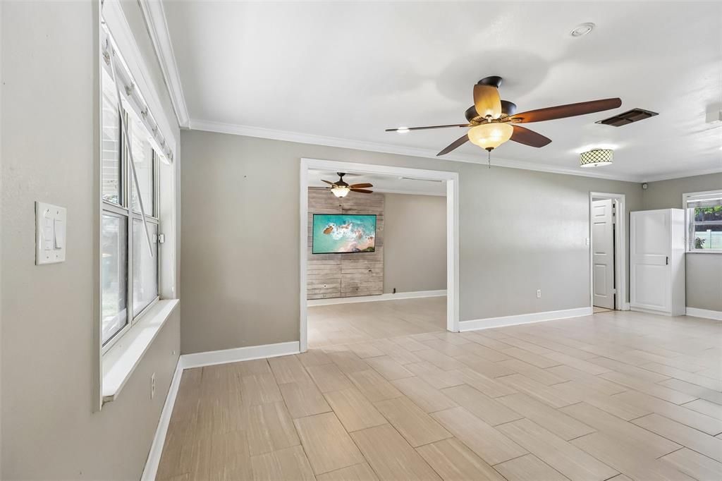 En Venta: $350,000 (3 camas, 2 baños, 1350 Pies cuadrados)