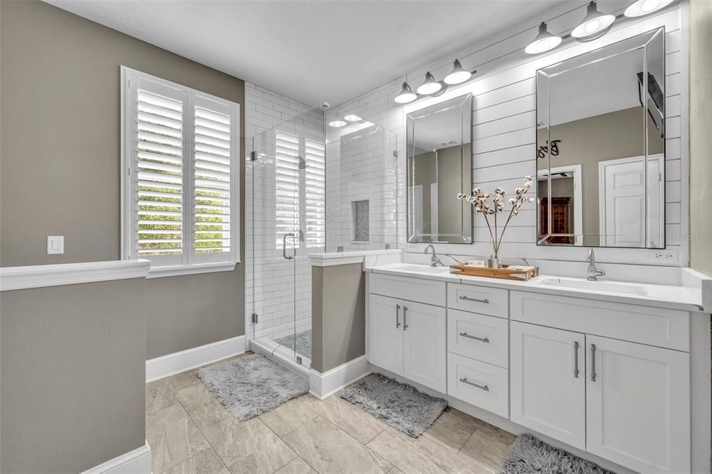 Active With Contract: $829,999 (3 beds, 2 baths, 2078 Square Feet)