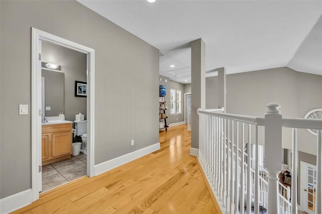 Active With Contract: $829,999 (3 beds, 2 baths, 2078 Square Feet)