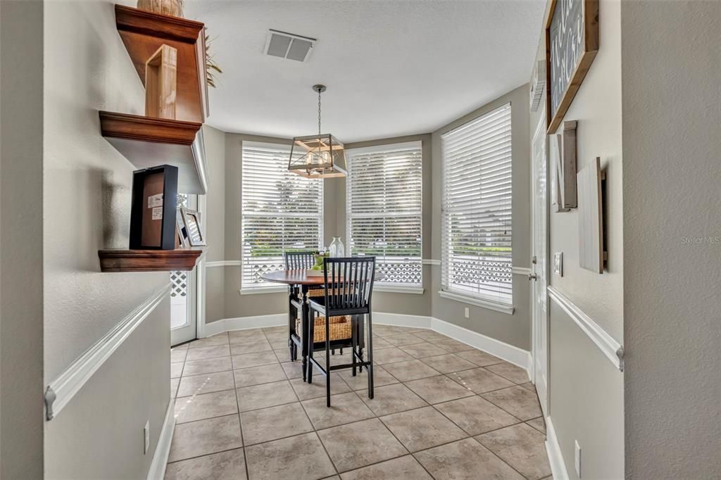 Active With Contract: $829,999 (3 beds, 2 baths, 2078 Square Feet)