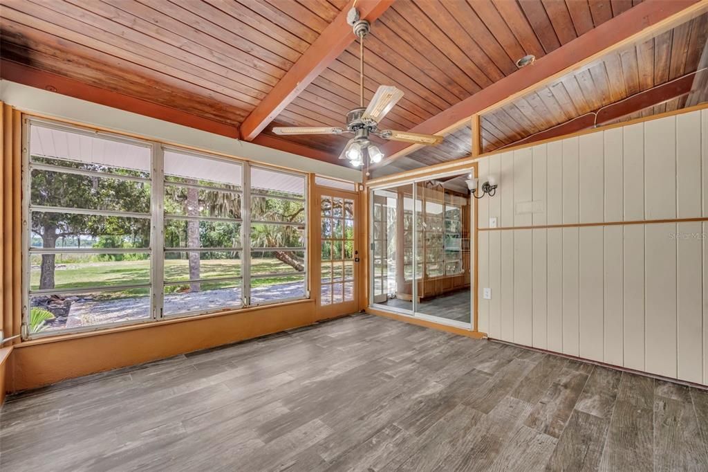 En Venta: $470,000 (4 camas, 2 baños, 2196 Pies cuadrados)