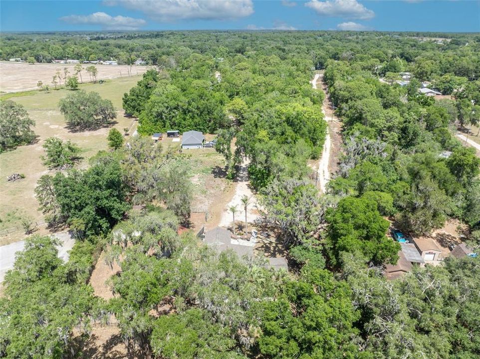 En Venta: $470,000 (4 camas, 2 baños, 2196 Pies cuadrados)