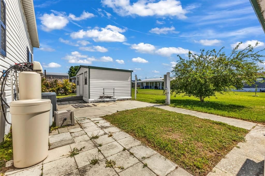 На продажу: $179,900 (2 спален, 2 ванн, 1056 Квадратных фут)