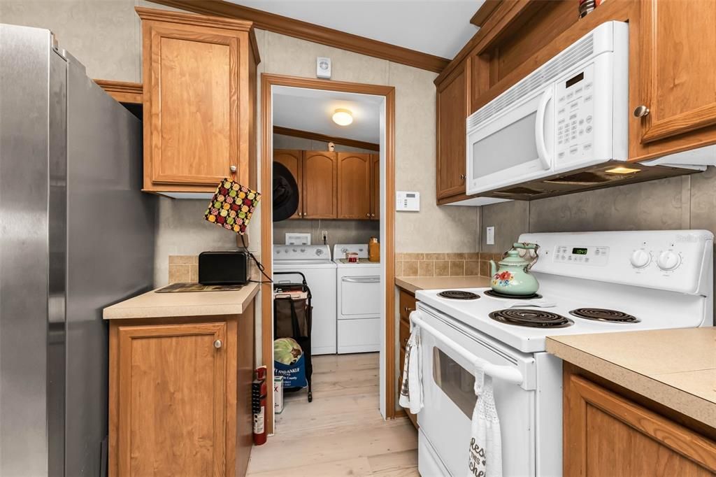 На продажу: $179,900 (2 спален, 2 ванн, 1056 Квадратных фут)