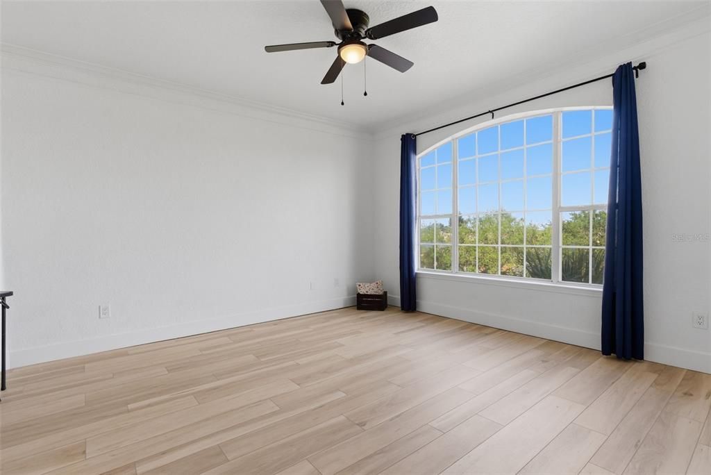 En Venta: $259,000 (2 camas, 2 baños, 1153 Pies cuadrados)