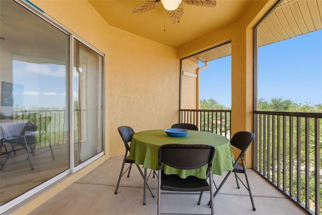 En Venta: $259,000 (2 camas, 2 baños, 1153 Pies cuadrados)