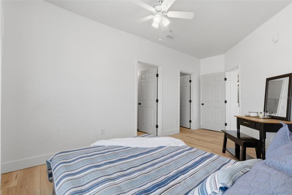 En Venta: $259,000 (2 camas, 2 baños, 1153 Pies cuadrados)