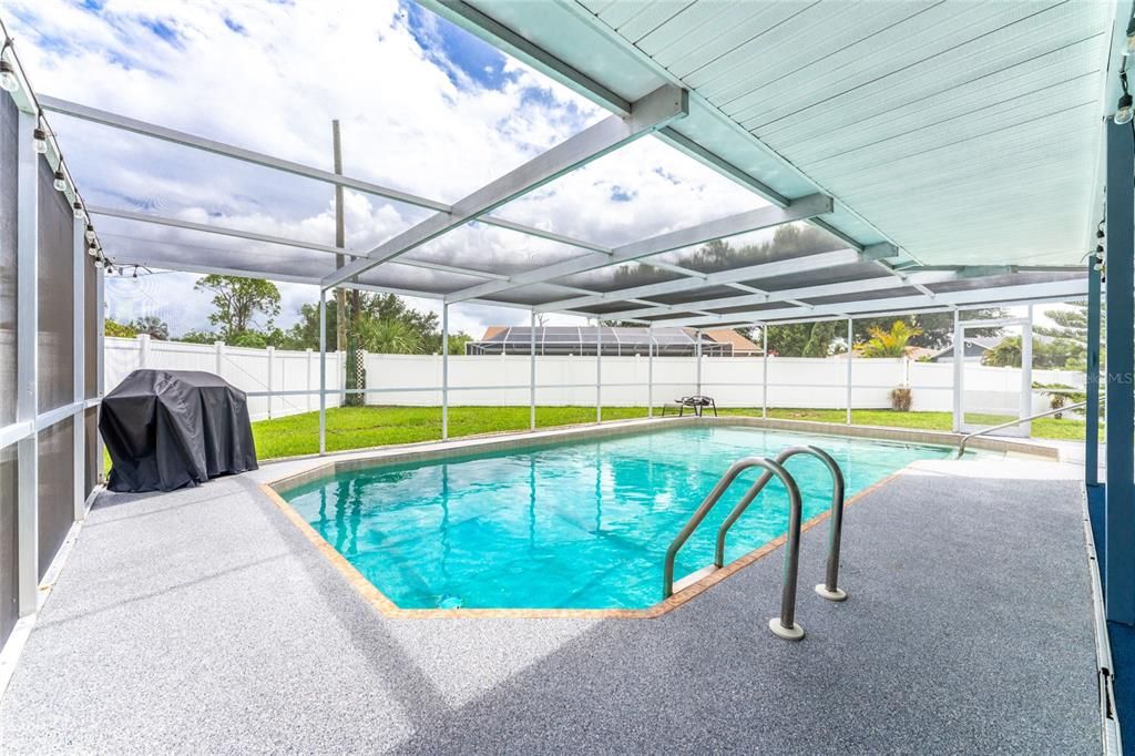 En Venta: $333,000 (2 camas, 2 baños, 1211 Pies cuadrados)