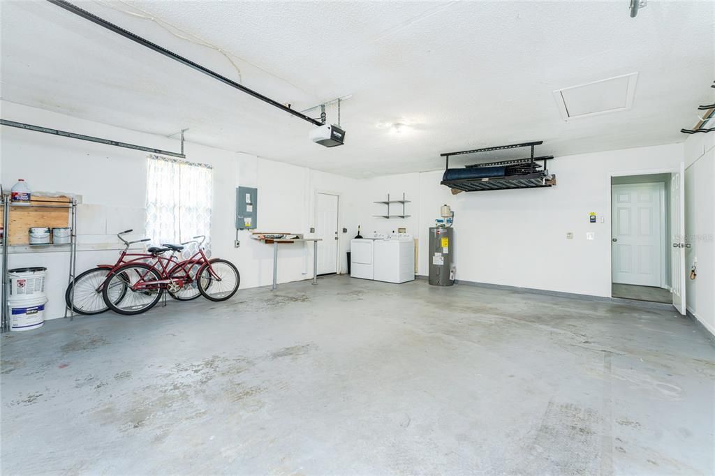 En Venta: $333,000 (2 camas, 2 baños, 1211 Pies cuadrados)
