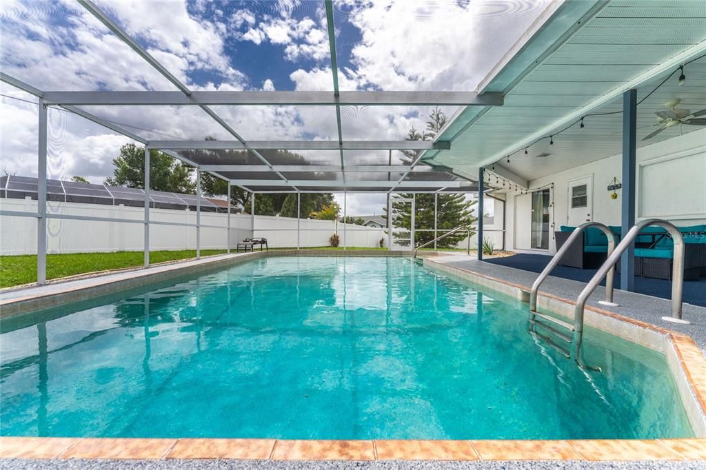 En Venta: $333,000 (2 camas, 2 baños, 1211 Pies cuadrados)