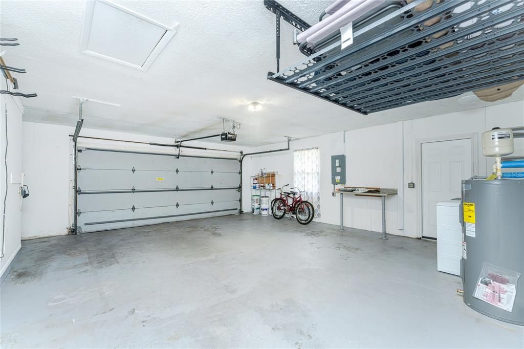 En Venta: $333,000 (2 camas, 2 baños, 1211 Pies cuadrados)