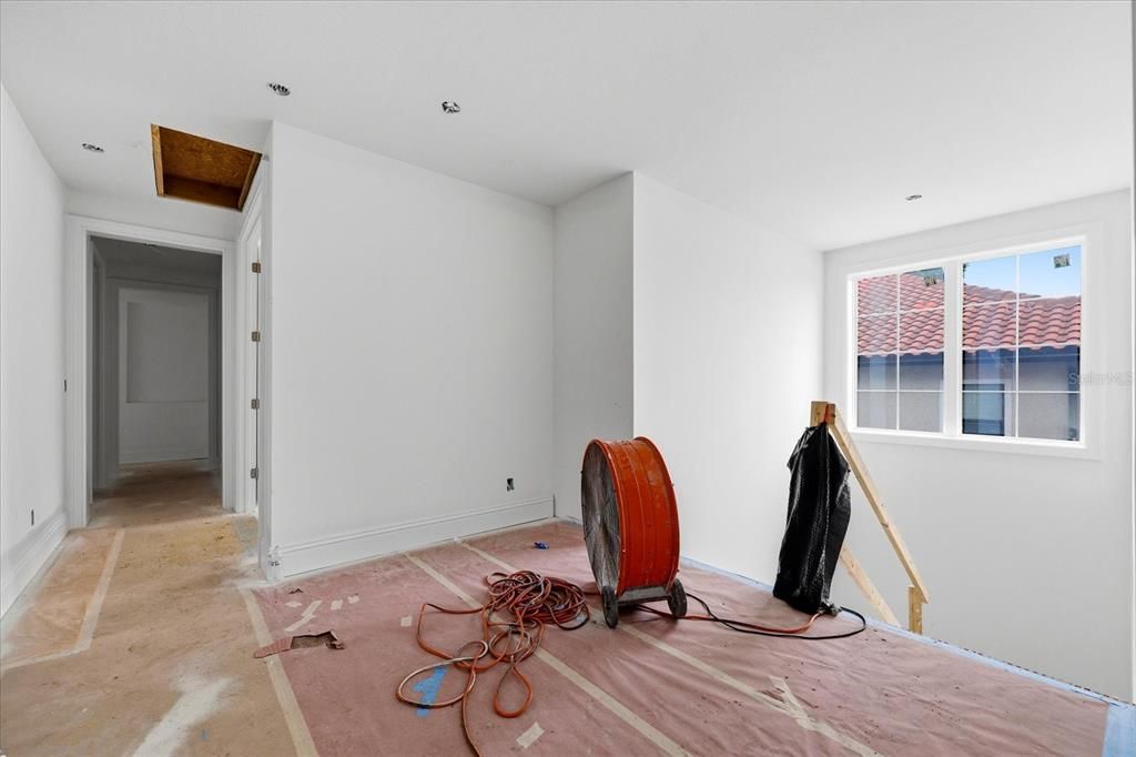 En Venta: $2,595,000 (5 camas, 5 baños, 4342 Pies cuadrados)
