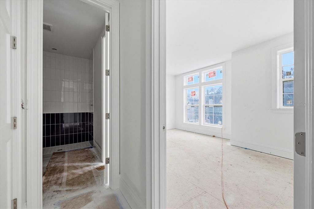 En Venta: $2,595,000 (5 camas, 5 baños, 4342 Pies cuadrados)