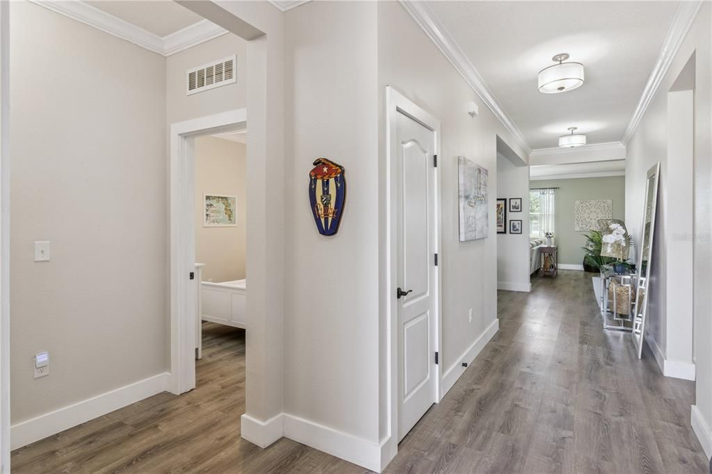 На продажу: $369,900 (3 спален, 2 ванн, 1894 Квадратных фут)