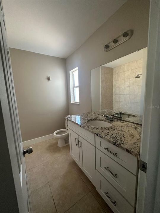 En Renta: $5,495 (3 camas, 2 baños, 1800 Pies cuadrados)
