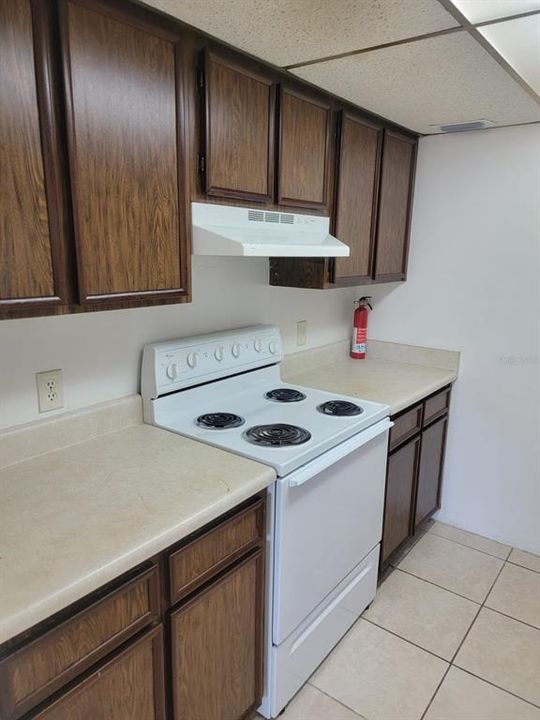 For Rent: $975 (2 beds, 1 baths, 900 Square Feet)