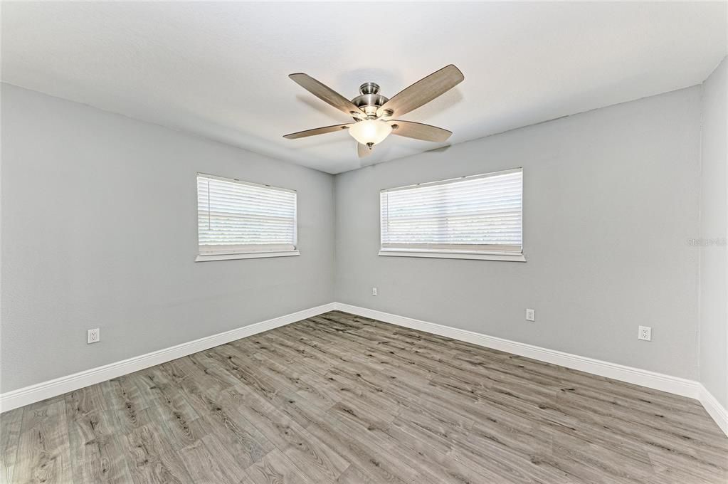 For Sale: $599,900 (3 beds, 2 baths, 1776 Square Feet)