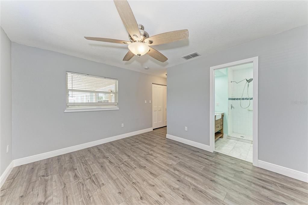 For Sale: $599,900 (3 beds, 2 baths, 1776 Square Feet)