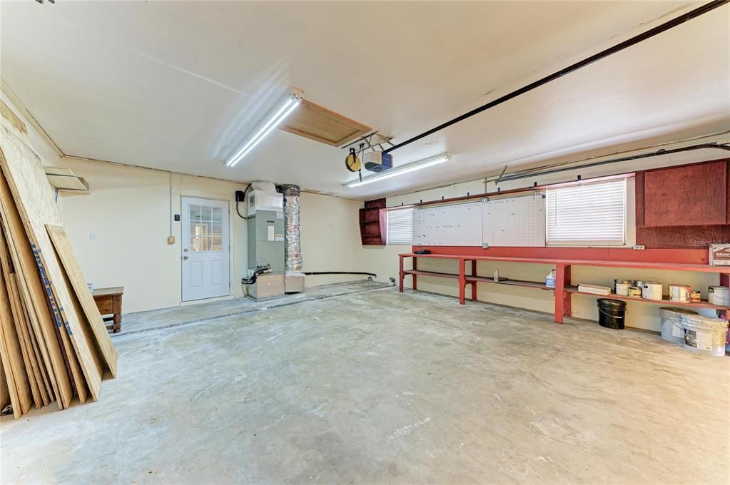 For Sale: $599,900 (3 beds, 2 baths, 1776 Square Feet)